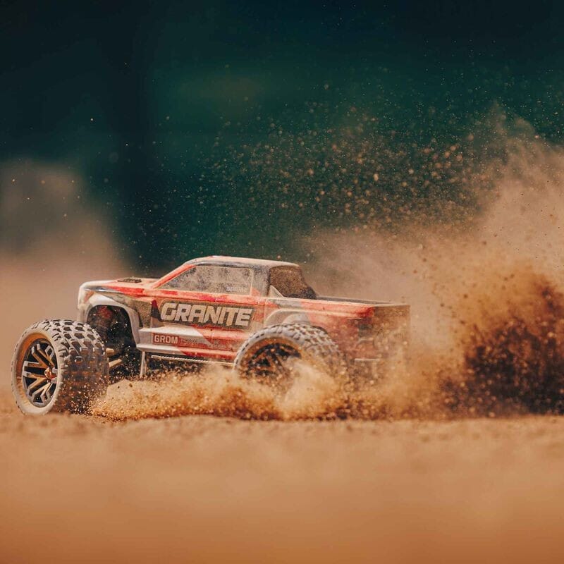 1-18 GRANITE GROM 4X4 RTR Brushed Monster Truck (Battery & Charger Included)  Red