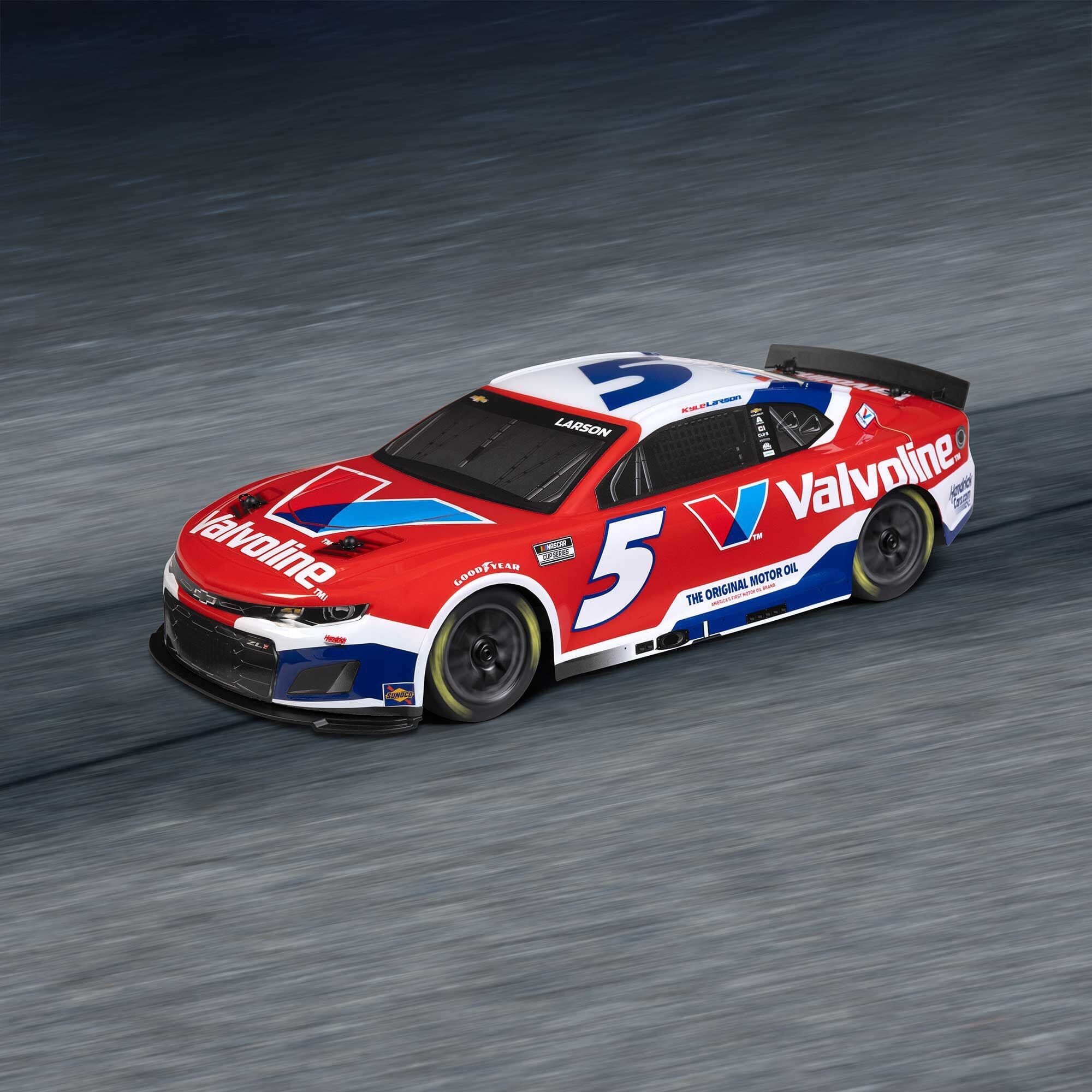 1-12 NASCAR RC Racecar Kyle Larson No. 5 Valvoline 2025 Chevrolet Camaro ZL1 2S AWD RTR Brushed On-Road (Battery & Charg