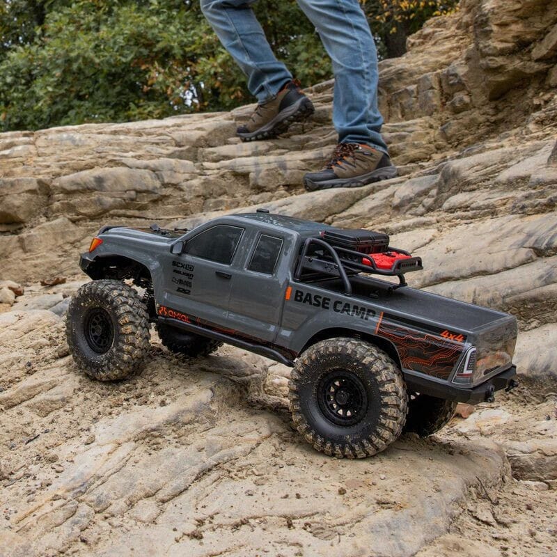 1-10 SCX10 III Base Camp 4X4 Rock Crawler Brushed RTR  Gray