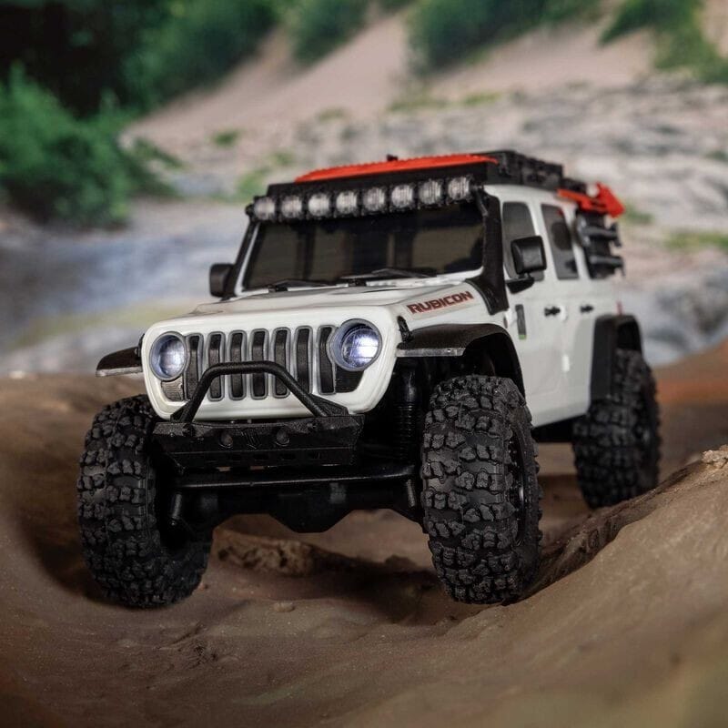 1-30 SCX30 Jeep Wrangler JLU 4X4 RTR Brushed Rock Crawler (Battery & Charger Included)  White