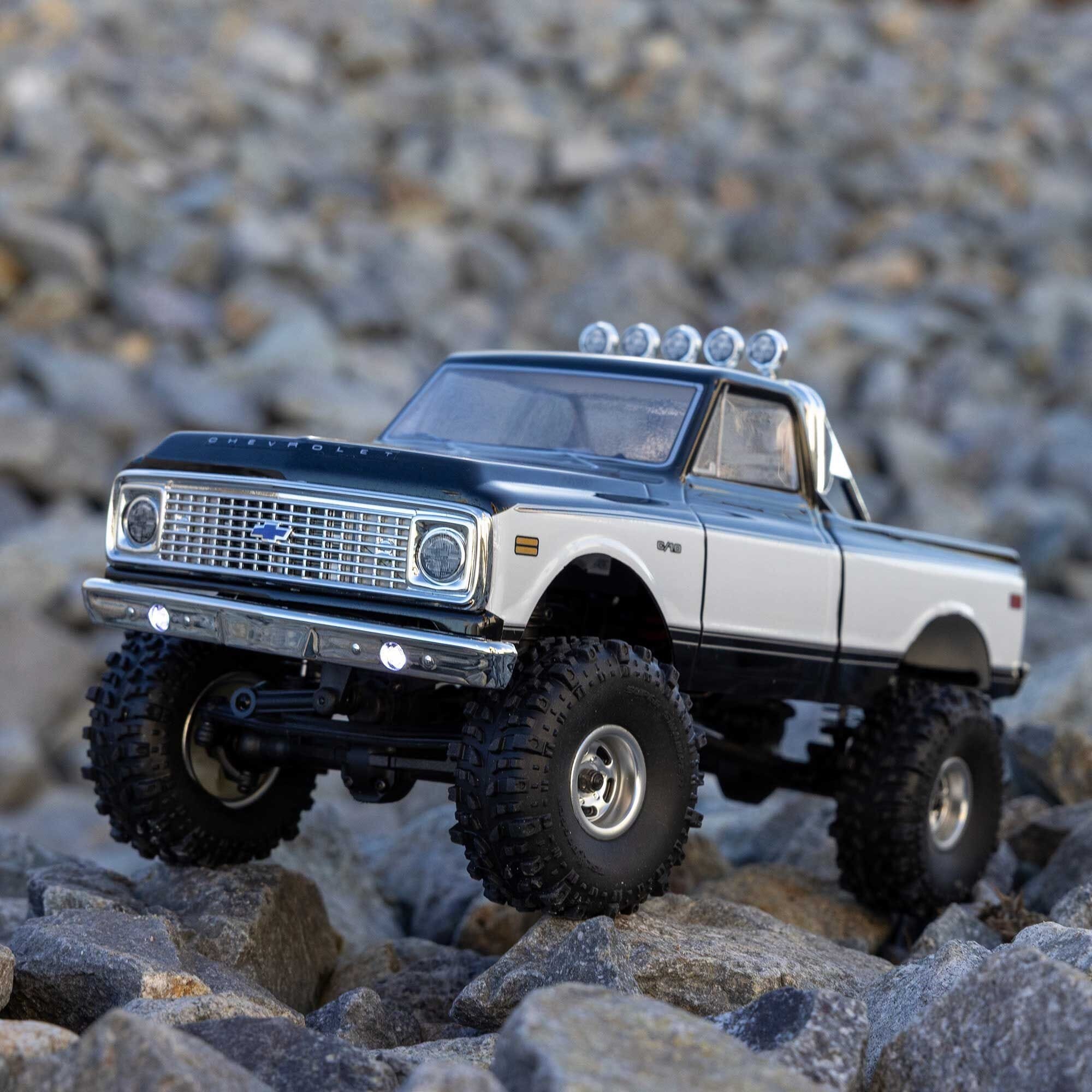1-24 SCX24 1971 Chevrolet C10 4WD Truck RTR  Black