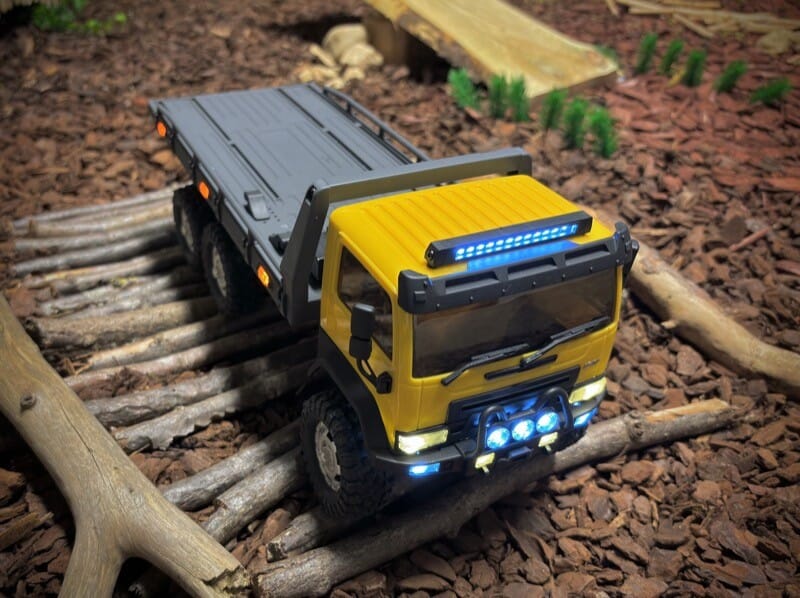 1:18 CR-18P "Tow Truck ARKTOS 6x6" yellow RTR