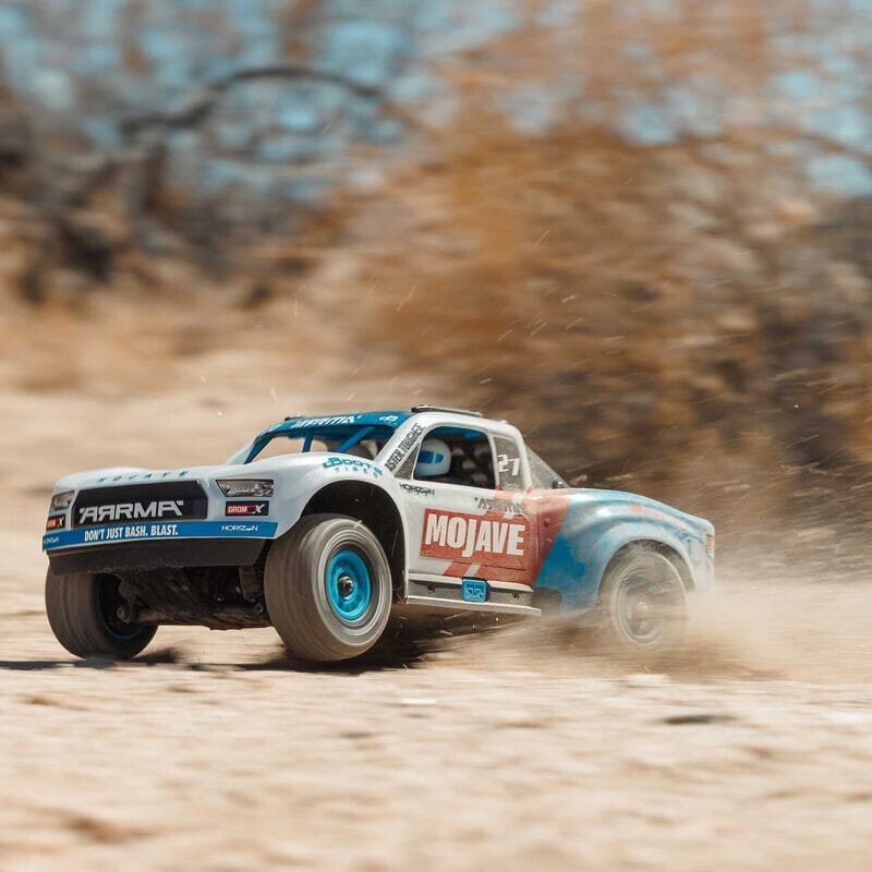 MOJAVE GROM 223S BLX Brushless 4X4 Small Scale Desert Truck RTR with Battery & Charger  White