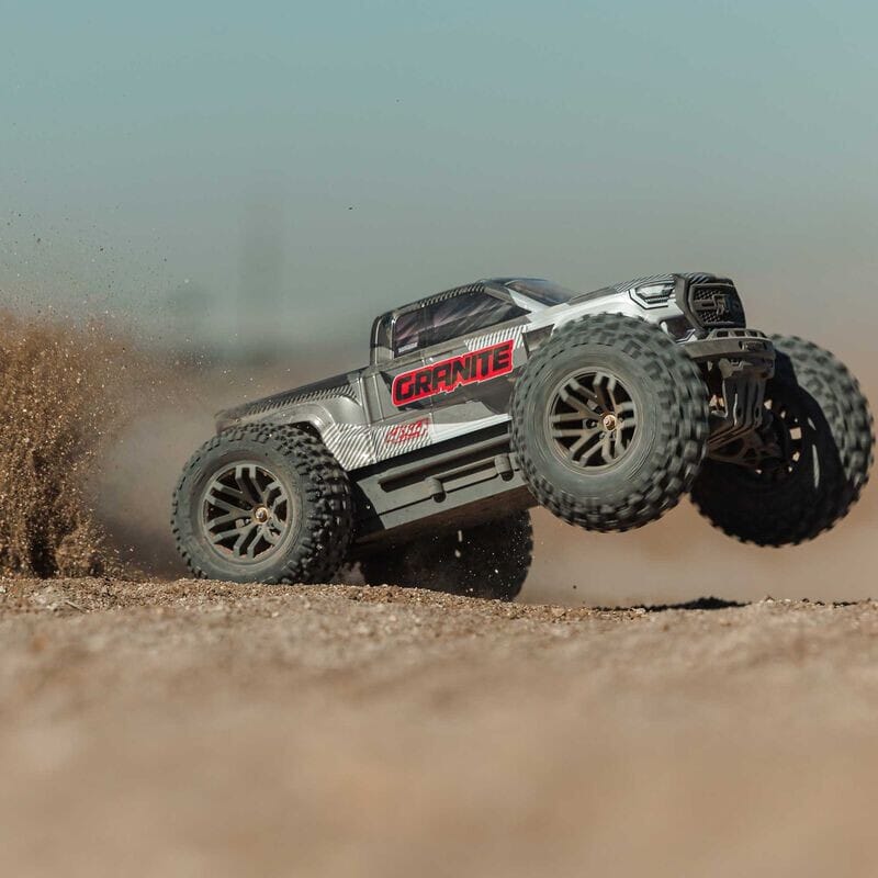 1-10 GRANITE 223S DSC 4X4 RTR Brushless Monster Truck  Gun Metal