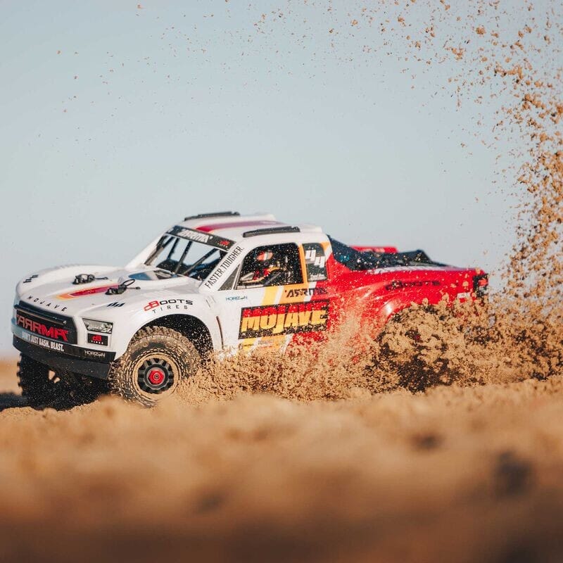 1-8 MOJAVE 4S 4X4 RTR Brushless Desert Truck  White-Red