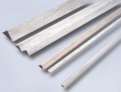 Liston triangular balsa 6 x 6
