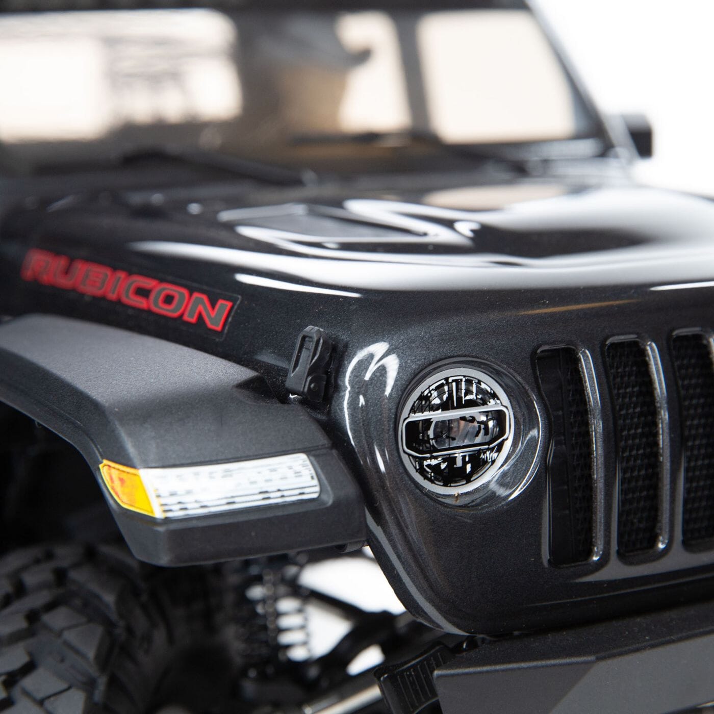 Axial SCX10 III Jeep JT Gladiator con Portales RTR, Gris 1/10