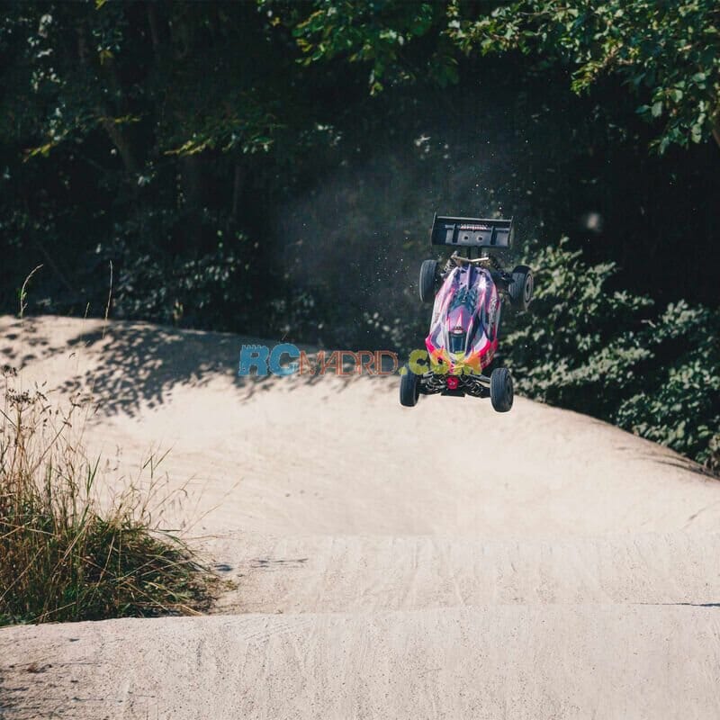 BUGGY 1/8 TYPHON Preparacion TLR 4WD