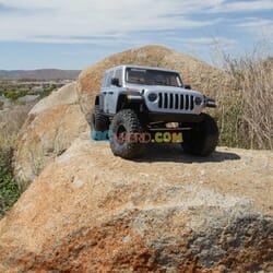 Axial SCX6 Jeep JLU Wrangler 4WD Rock Crawler RTR 1/6