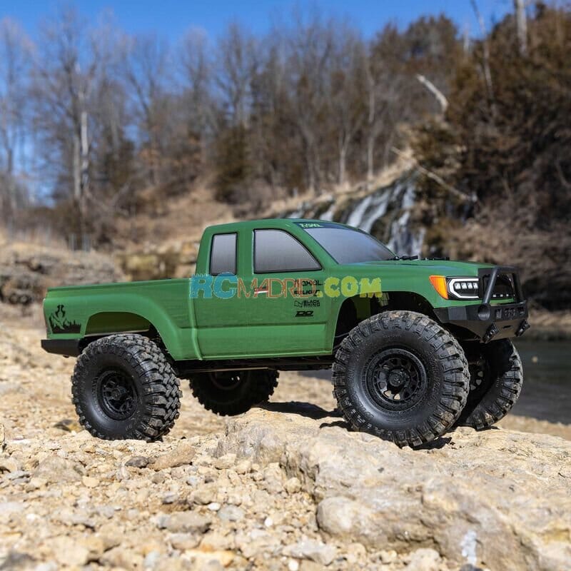 Axial 1/10 SCX10 III Base Camp 4WD Rock Crawler RTR