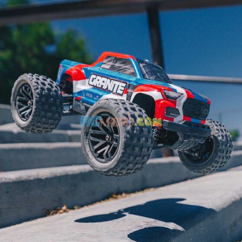 Coche GRANITE GROM MEGA 1/18 380 Escobillas 4X4 Monster Truck