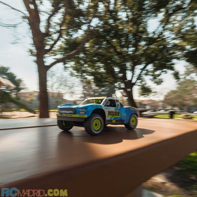 Coche MOJAVE GROM MEGA 1/18 4X4 Desert truck RTR con bateria y cargador