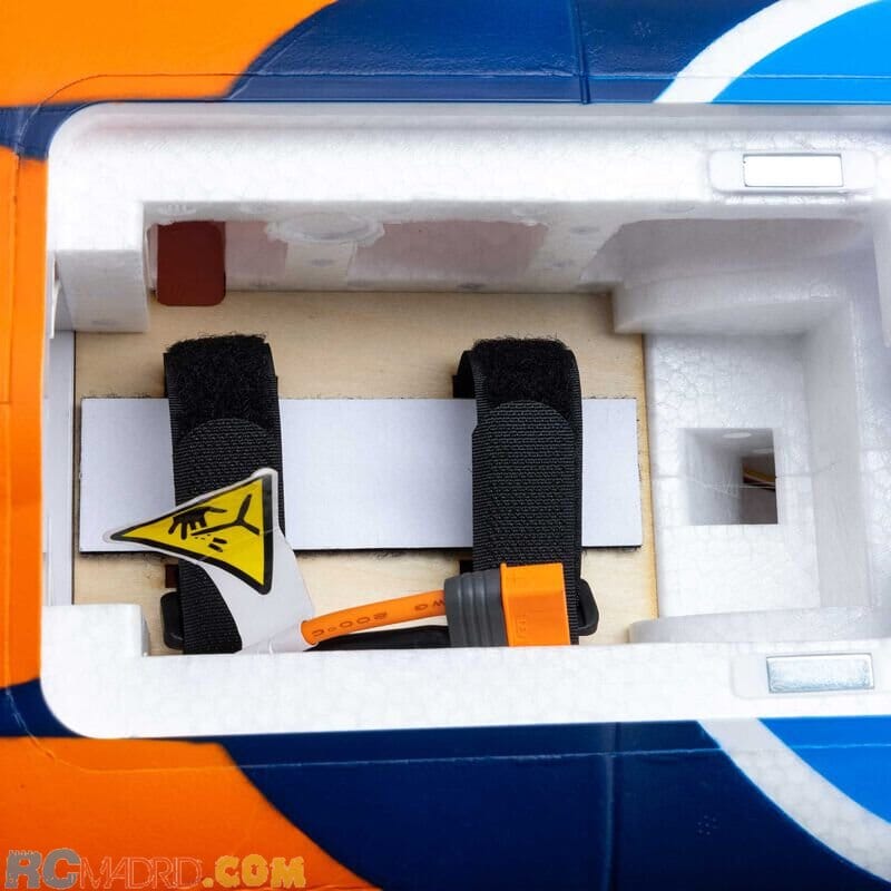 Extra 330 SC 3D 1.3m BNF Basic SAFE