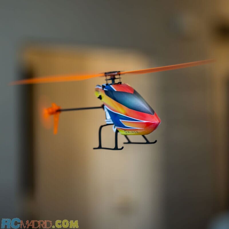 Helicóptero Revolution 90 FP RTF con SAFE