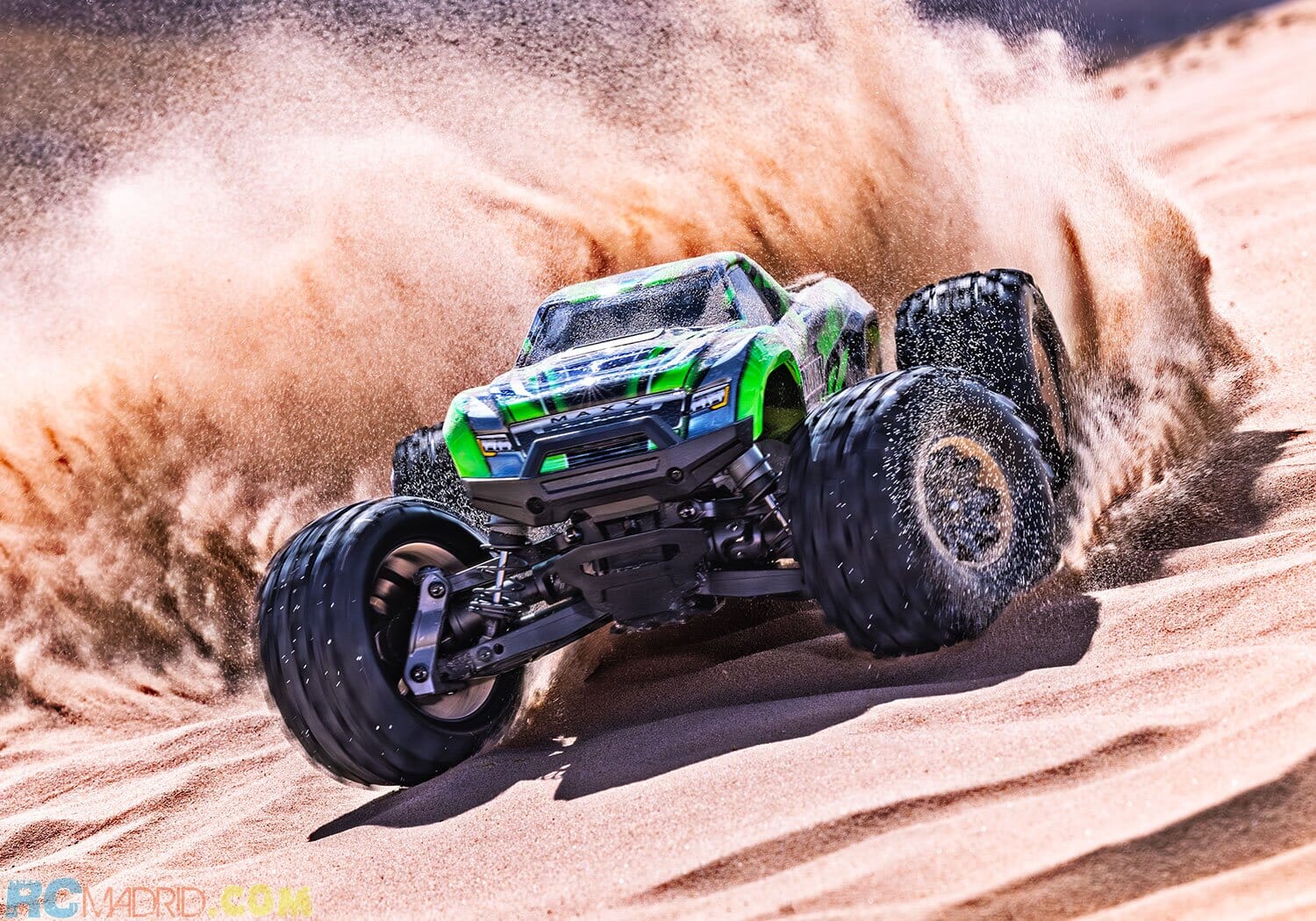 Traxxas mini Maxx BL-2s inc. batería y cargador