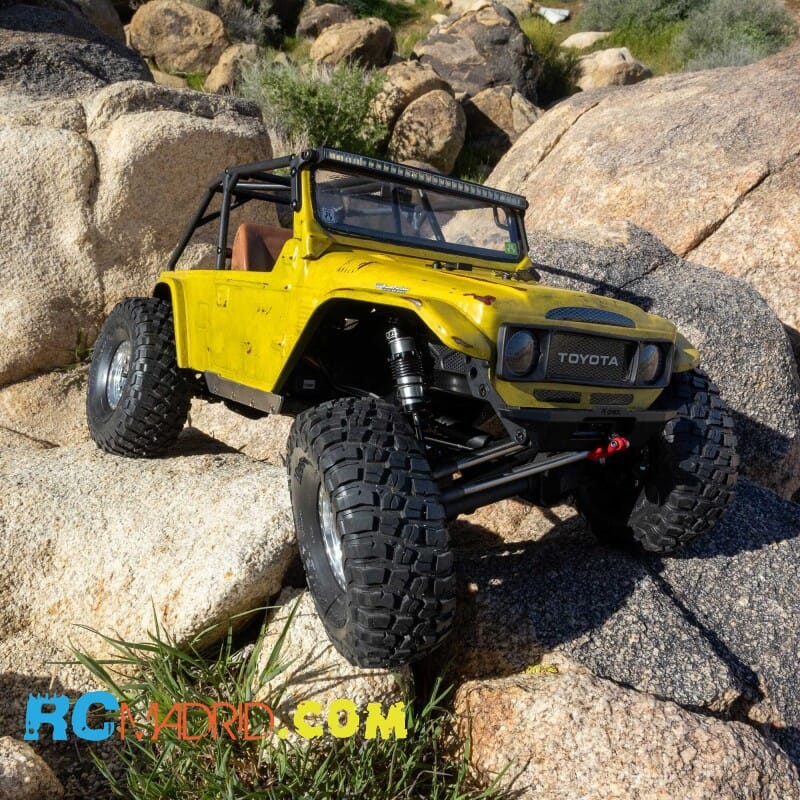 1-10 SCX10 III 4WD Rock...