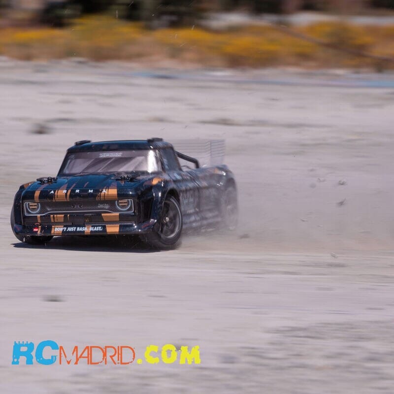 1-8 INFRACTION 3S 4X4 RTR...